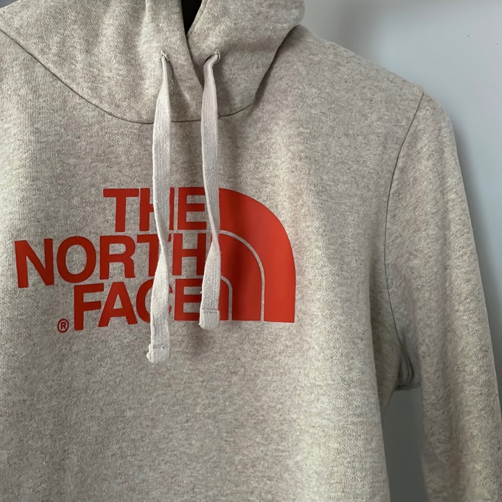 North Face oatmeal/orange pullover logo hoodie